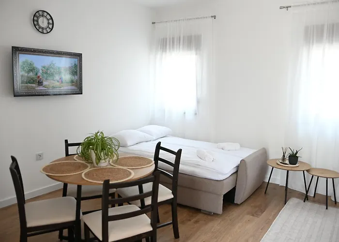 Studio Apartmani Izvor